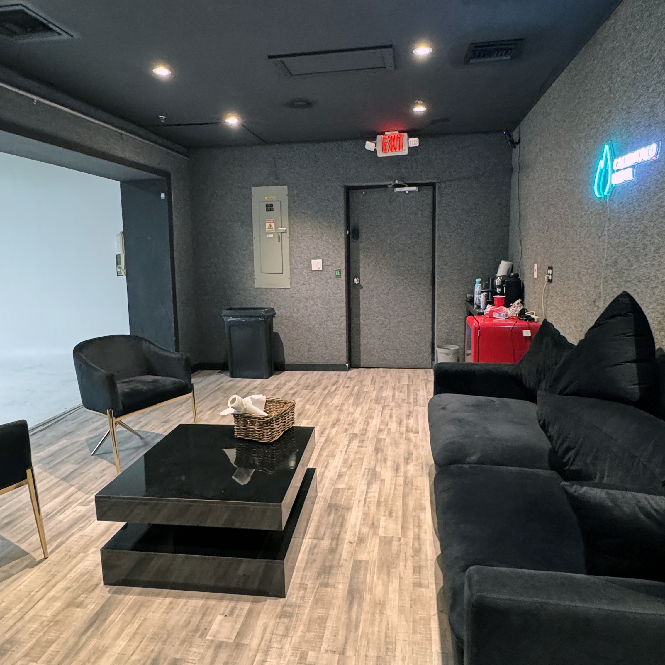 Calientalo Media Studios